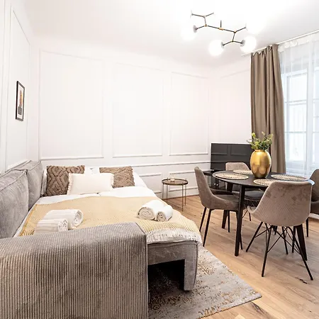 Exquisite Apartments At Lesser Town By Easybnb Premium * براغ