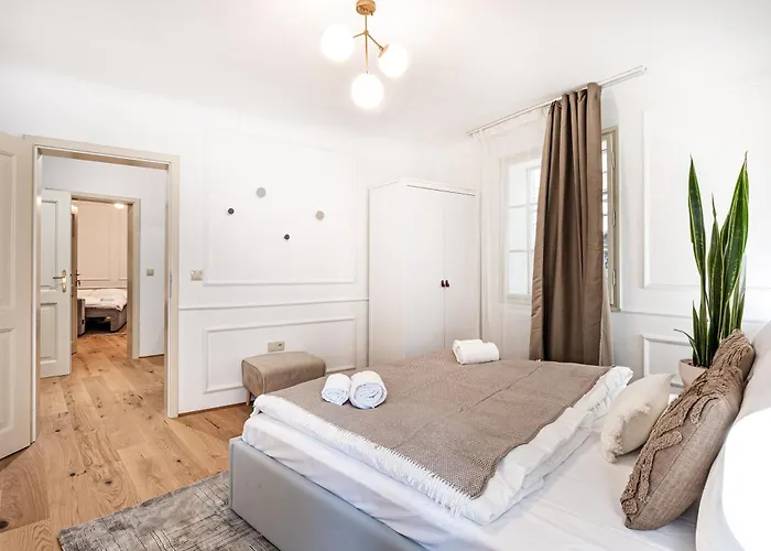 公寓 Beautifully Renovated At Lesser Town
