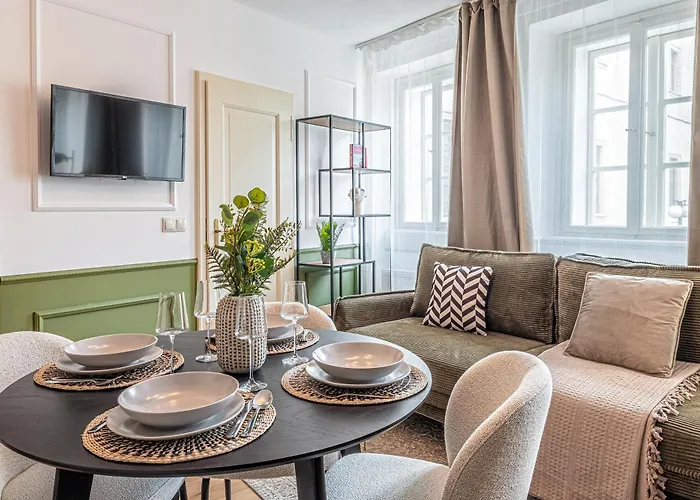 公寓 Beautifully Renovated At Lesser Town