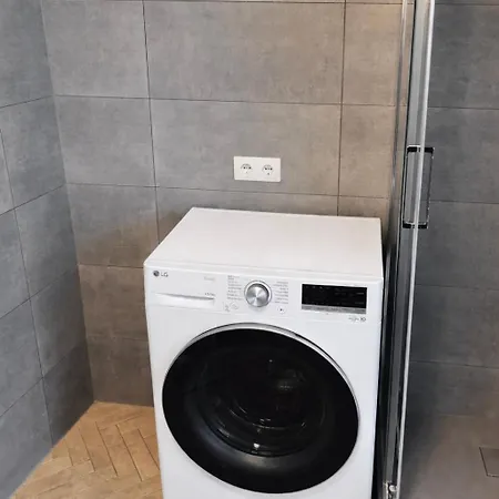 Exquisite 2 Bedroom At Lesser Town By Easybnb Premium Apartment