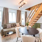 Premium In Lesser Town By Easybnb Premium Apartmán